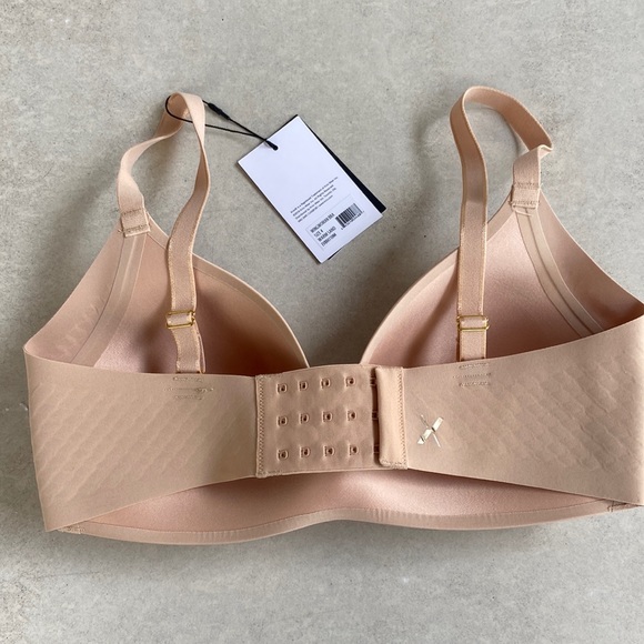 Knix Wingwoman Contour Bra Size 4 Nude Beige C or D Cup - Picture 4 of 8